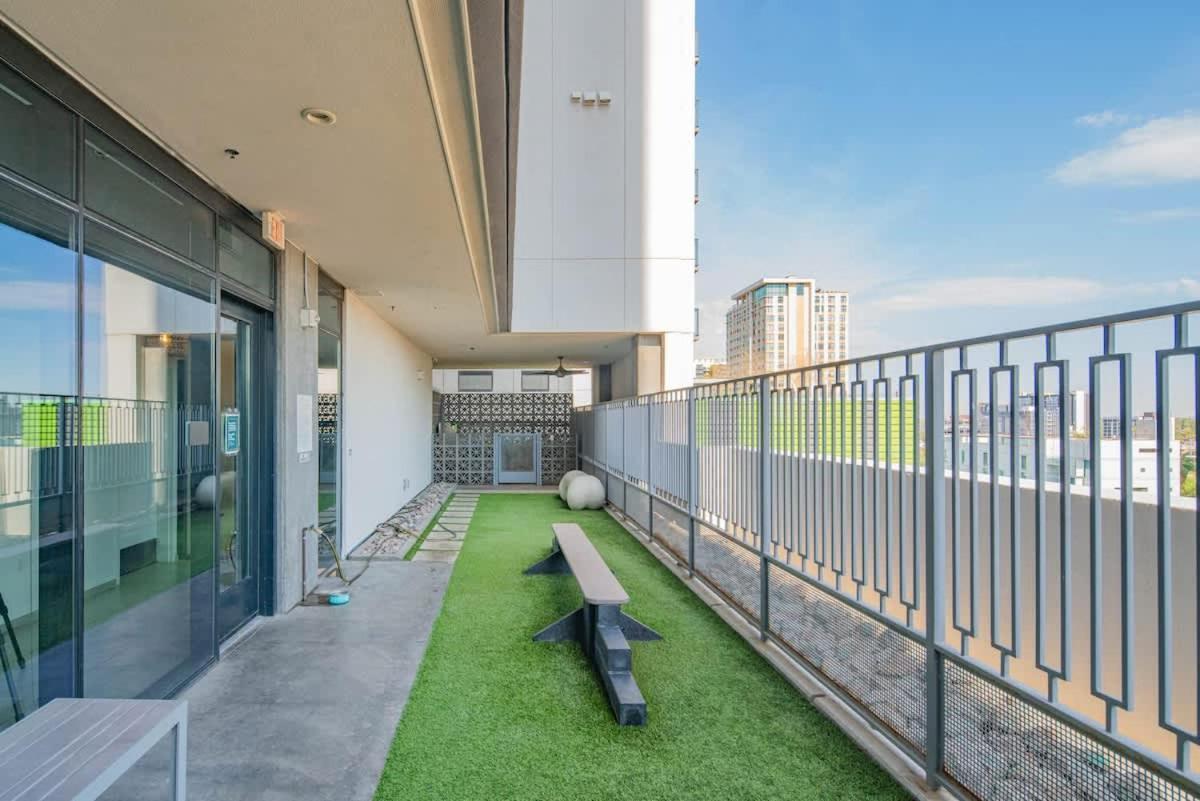 Appartamento Detailed 2Bd, Highrise Dt, Pool, Gym, Parking, Sleeps 8 Phoenix Esterno foto