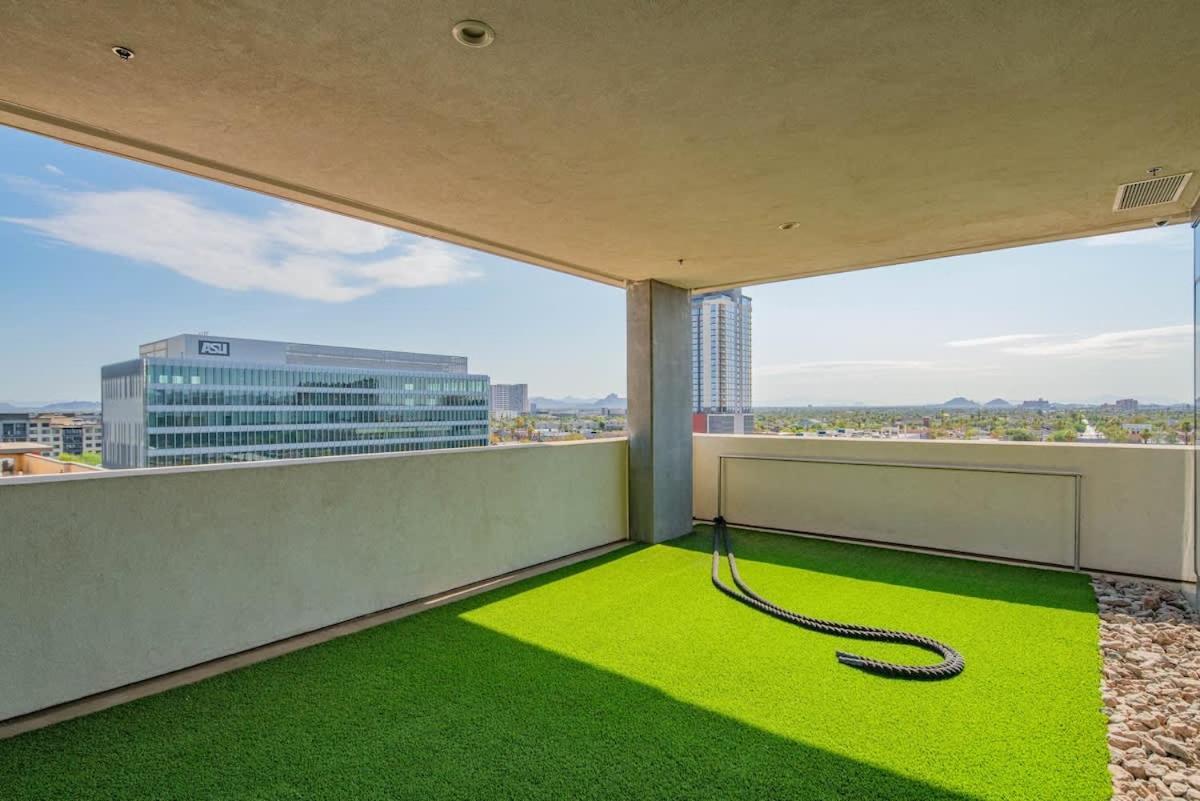 Appartamento Detailed 2Bd, Highrise Dt, Pool, Gym, Parking, Sleeps 8 Phoenix Esterno foto