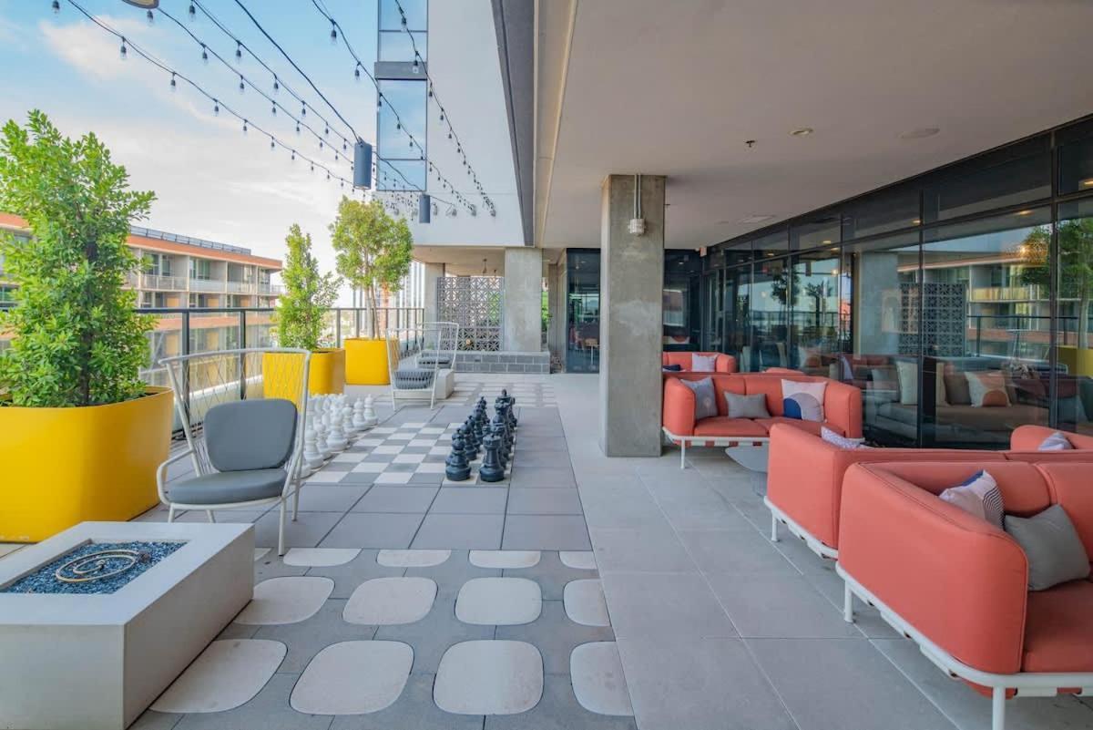 Appartamento Detailed 2Bd, Highrise Dt, Pool, Gym, Parking, Sleeps 8 Phoenix Esterno foto